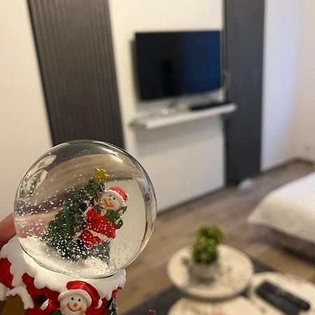 Lovely Apartment In Old Town 400M From City Center Sebilj Saraybosna Dış mekan fotoğraf